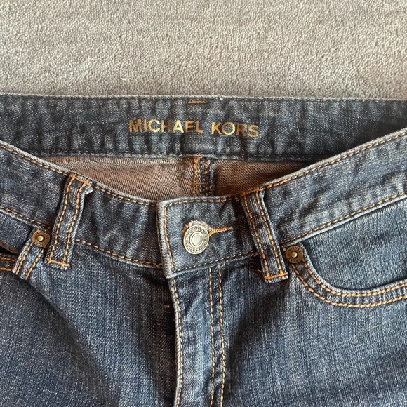 Micheal Kors faded medium wash jeans - Picture 2 of 3